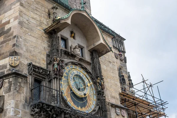 天文時計 またはプラハ Orloj プラハ チェコ共和国の首都に位置する中世の天文時計 — ストック写真