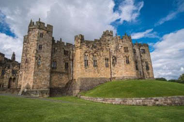 Alnwick Castle of Northumberland, İngiltere İngilizce ilçesinde Alnwick içinde. Filmler ve programları için bir yer.