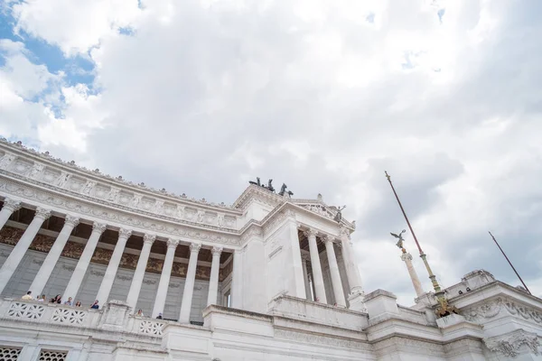 Rom Italien Mai 2017 Menschen Rund Den Altar Des Vaterlandes — Stockfoto