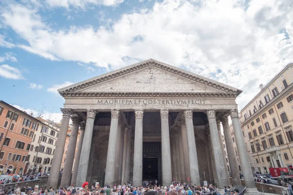 Rom Italien Mai 2017 Menschen Vor Dem Pantheon Einem Ehemaligen — Stockfoto