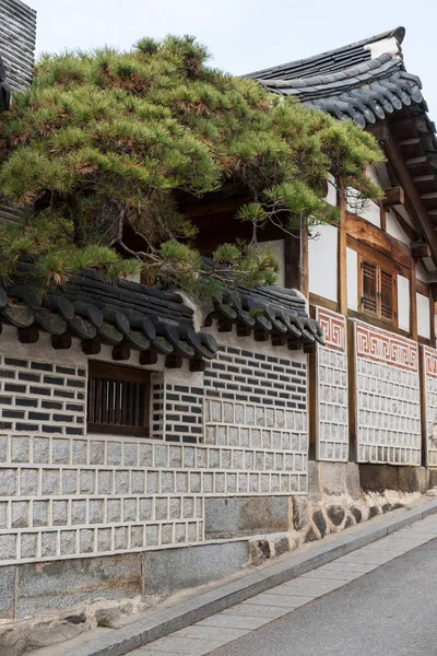 Detail Des Gebäudes Bukchon Hanok Village Einem Traditionellen Koreanischen Dorf — Stockfoto