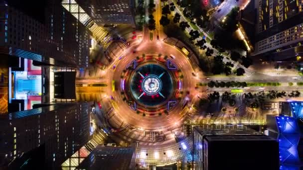 Hyperlapse Zeitraffer Des Autoverkehrs Kreisverkehr Brunnen Des Reichtums Singapur Drohnen — Stockvideo