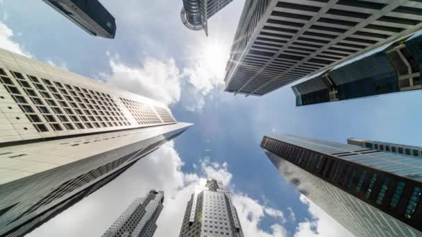 Upadek Czasu Wieżowców Dzielnicy Biznesowej Singapurze Chmura Słonecznym Niebie Niski — Wideo stockowe