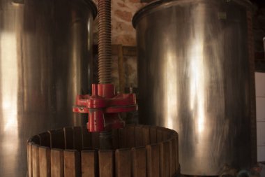 Meksika 'da şarap üretimi için tanklar