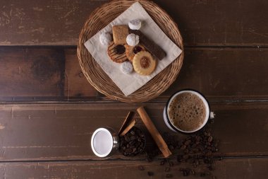 Meksika 'da kahvaltıda bale ve bisküvi bacağı kahveye eşlik eder.