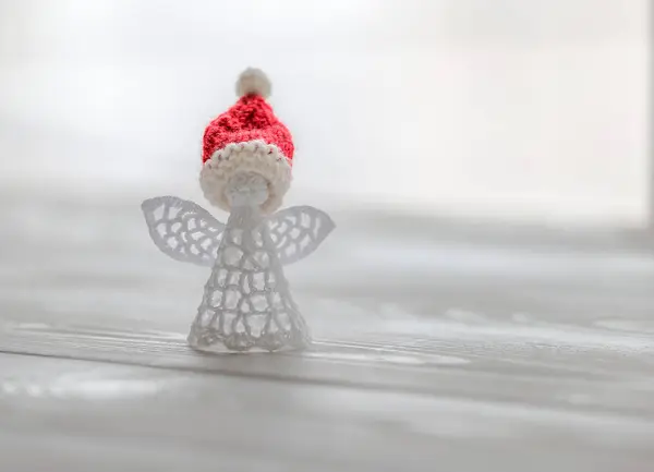 Noel beyaz melek şapkalı