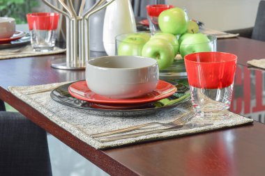 ahşap yemek masası modern tarzı yemek odası iç küme tablo