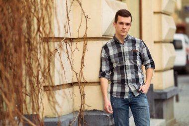 Kamera adam sokakta göz