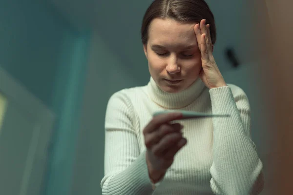 European Woman Checking High Temperature Thermometer Corona Virus Infection Symptoms — Stock Photo, Image