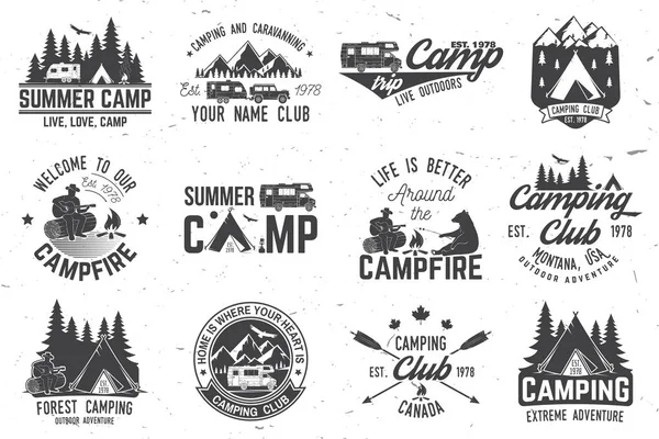 여름 캠프. 벡터 일러스트. 셔츠 나 로고 , 인쇄, 우표 혹은 티 에 대한 개념. — 스톡 벡터