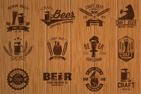 Vintage design voor bar, pub en restaurant business. — Stockvector