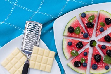 Karpuz pizza dilimleri.