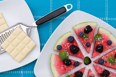 Karpuz pizza dilimleri.