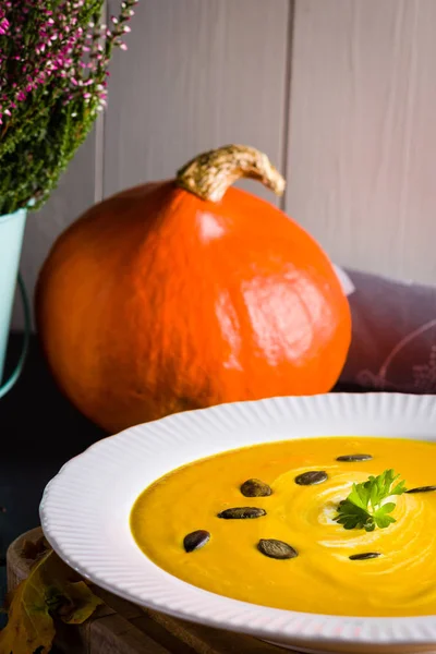kabak çekirdeği ile kabak çorbası