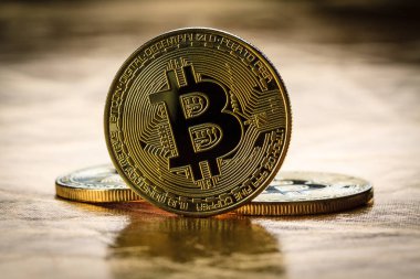 Altın bitcoin sikke