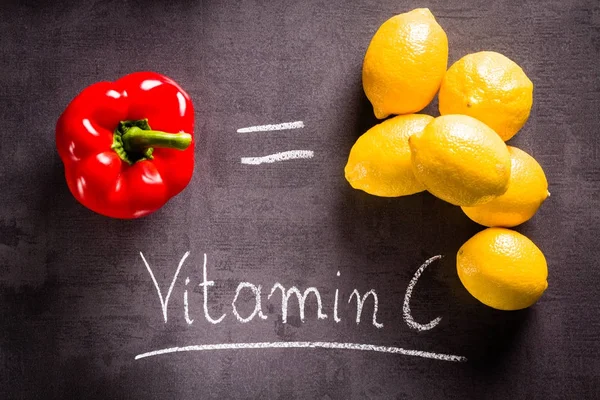 Alimentos ricos en vitamina C — Foto de Stock