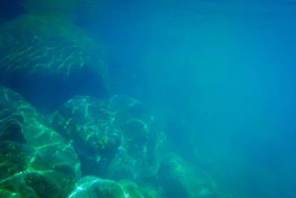 Зеленый Синий Тон Подводного Каменистого Фона — стоковое фото