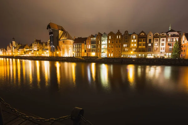 Casco Antiguo Grúa Medieval Gdansk Por Noche Paisaje Urbano — Foto de Stock