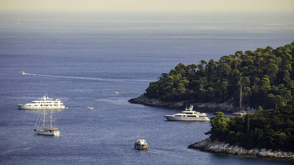 Hermosa Costa Croacia Destino Popular Para Viajes Yate — Foto de Stock