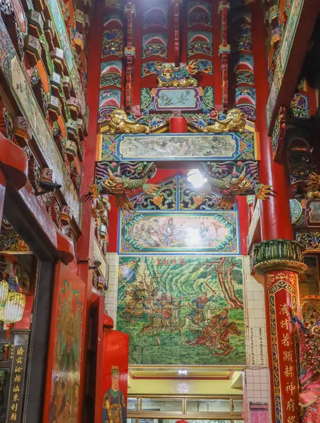 Keelung Tayvan 0005 Ekim 112019 Dianji Tapınağı Nın Içindeki Renkli — Stok fotoğraf