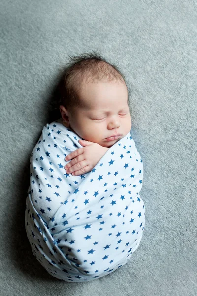 Newborn baby napping — Stock Photo, Image