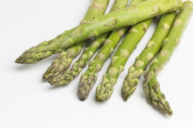 Yeşil kuşkonmaz besin lifinin kaynağı