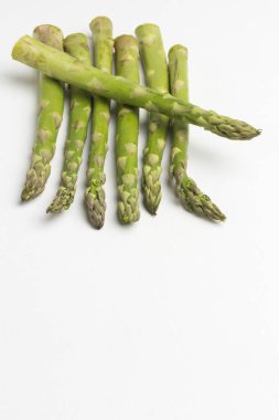 Yeşil kuşkonmaz besin lifinin kaynağı