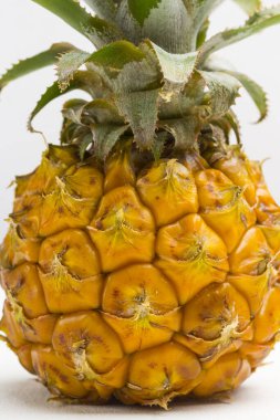 Ananas kabuğu yakın plan. Kilo verme konsepti. Doğal arkaplan
