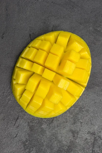 Pezzi Mango Dadini Frutta Tropicale Cibo Dieta Sana Flat Lay — Foto Stock
