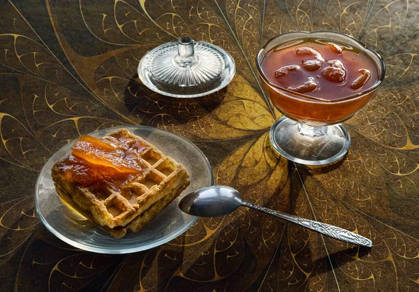   Hayat kayısı reçelli waffle 'lar