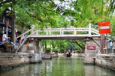 eski köy tarafından nehirde tekne ile shanghai