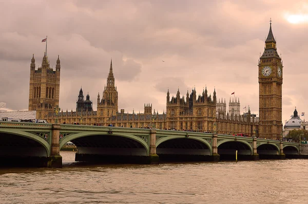 Big ben e casas do parlamento, Londres, Reino Unido — Fotografia de Stock