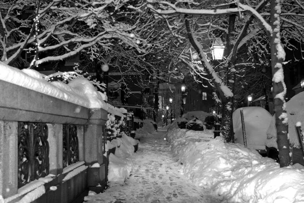 Stock imagen de un invierno nevando en Boston, Massachusetts, EE.UU. — Foto de Stock