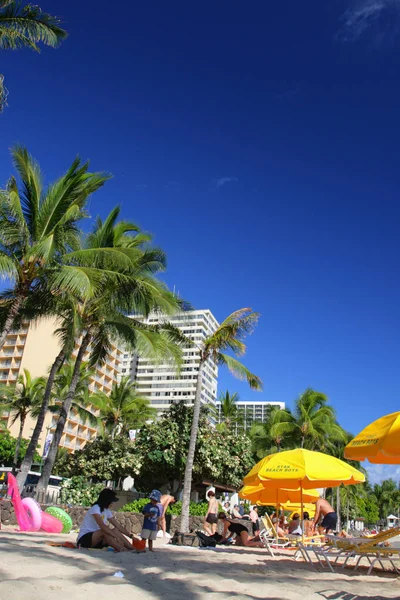 Waikiki Beach, Гонолулу, Оаху, Гавайи — стоковое фото