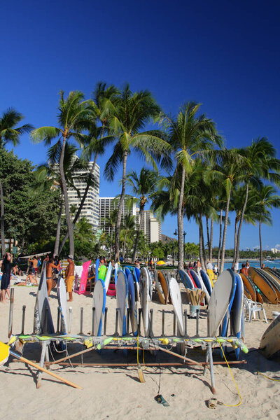 Waikiki Beach, Гонолулу, Оаху, Гавайи
