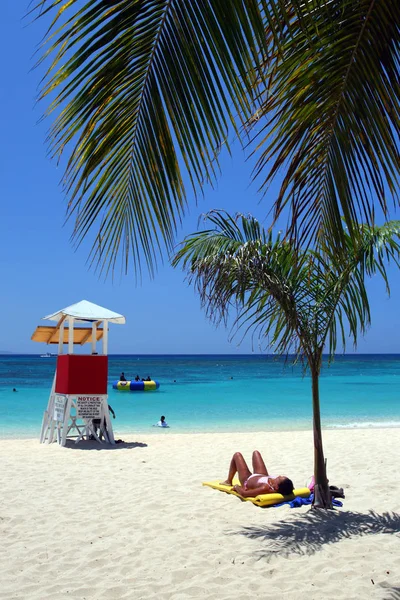 Doctor's Cave Beach, Montego Bay, Jamaica — Stockfoto
