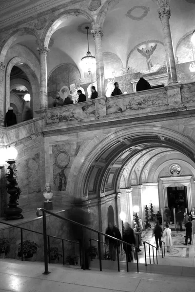 The Boston Public Library is one of the largest municipal public library systems in the United State — Stock Photo, Image