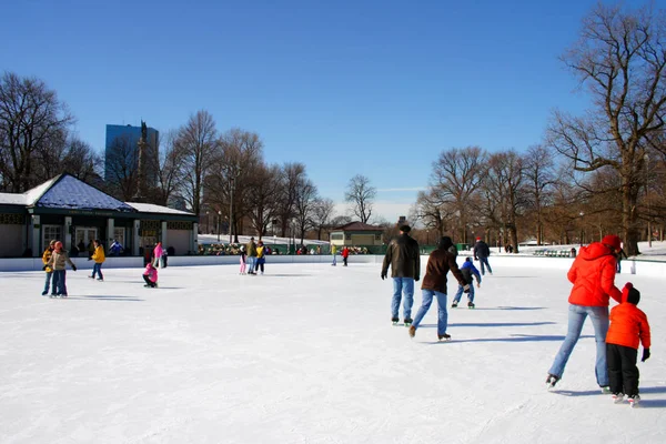 Stock imagen de un invierno nevando en Boston, Massachusetts, EE.UU. — Foto de Stock