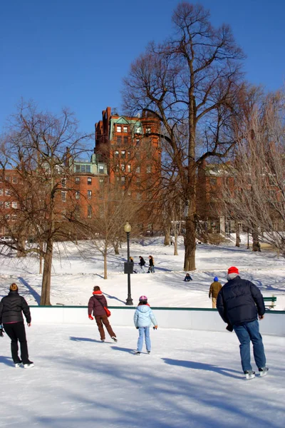 Stock imagen de un invierno nevando en Boston, Massachusetts, EE.UU. — Foto de Stock