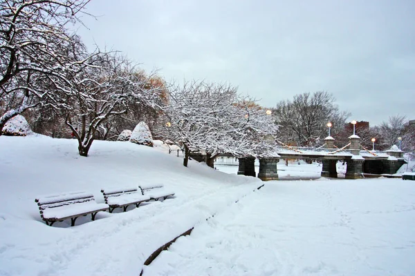 Stock imagen de un invierno nevando en Boston, Massachusetts, EE.UU. — Foto de Stock