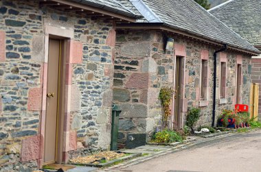 İskoç dağlık bölgelerde yaz renkli doğal görünümü