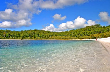 Fraser Island, Australia Dünya'nın en büyük kum Adası olduğunu