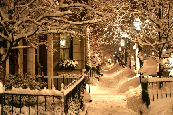 Stock imagen de un invierno nevando en Boston, Massachusetts, EE.UU. — Foto de Stock