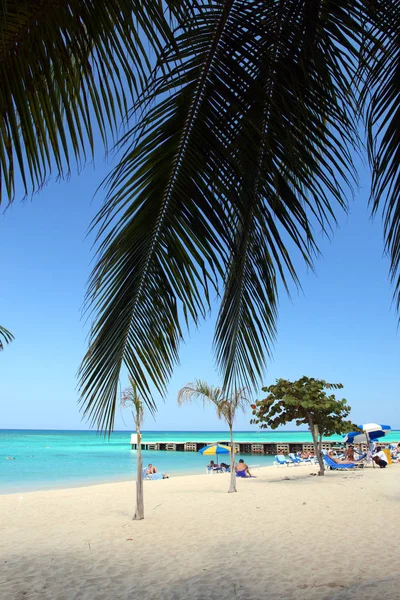 Doctor 's Cave Beach, Montego Bay, Ямайка — стоковое фото