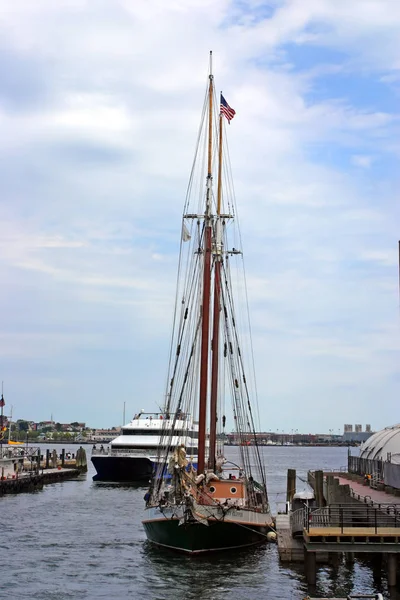 Stock image of Boston skyline — Stock Photo, Image