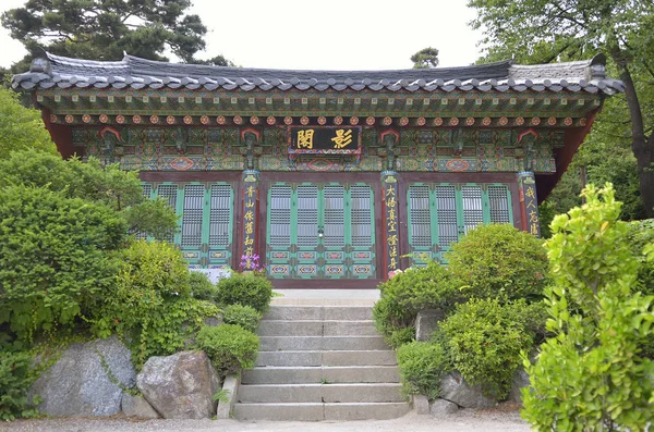 Temple bouddhiste Bongeunsa à Séoul, Corée du Sud — Photo