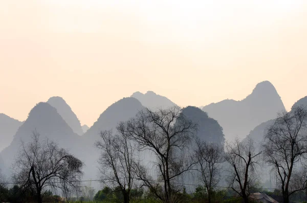 Paesaggio a Yangshuo Guilin, Cina — Foto Stock