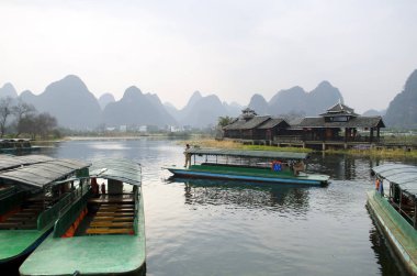 Yangshuo Guilin, Çin 'de manzara