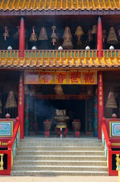 Perak Cave Buddhist Temples in Ipoh City, Perak, Malaysia — Stock Photo, Image