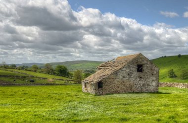 Mancheste yakınındaki Peak district, klasik İngiliz manzara